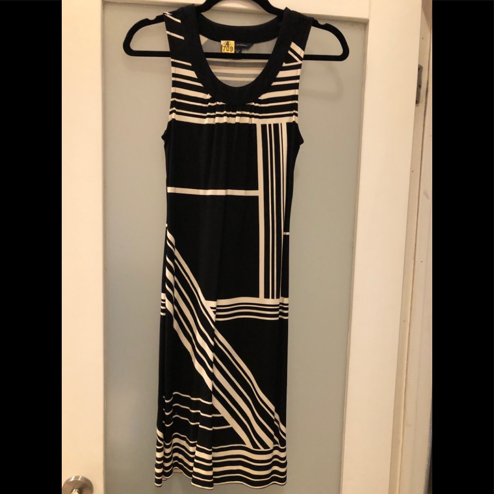 Banana Republic “Vintage” Geometric Print Dress